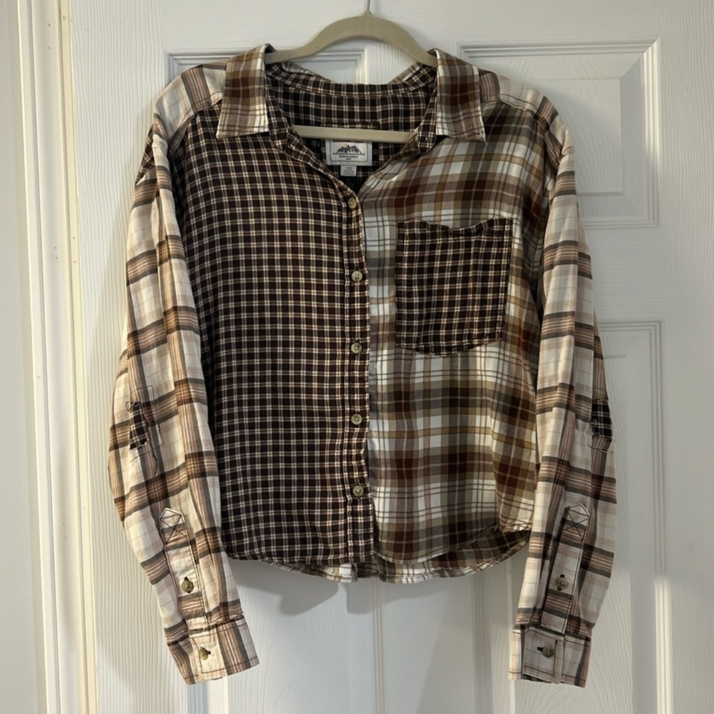 american eagle cropped plaid button-up sweater